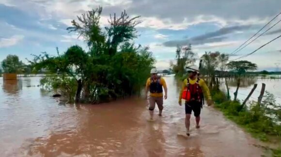 ‘El agua nos llegaba al pecho’, Protección Civil mantiene operativo en Mazatlán, Sinaloa tras la histórica tormenta de este miércoles