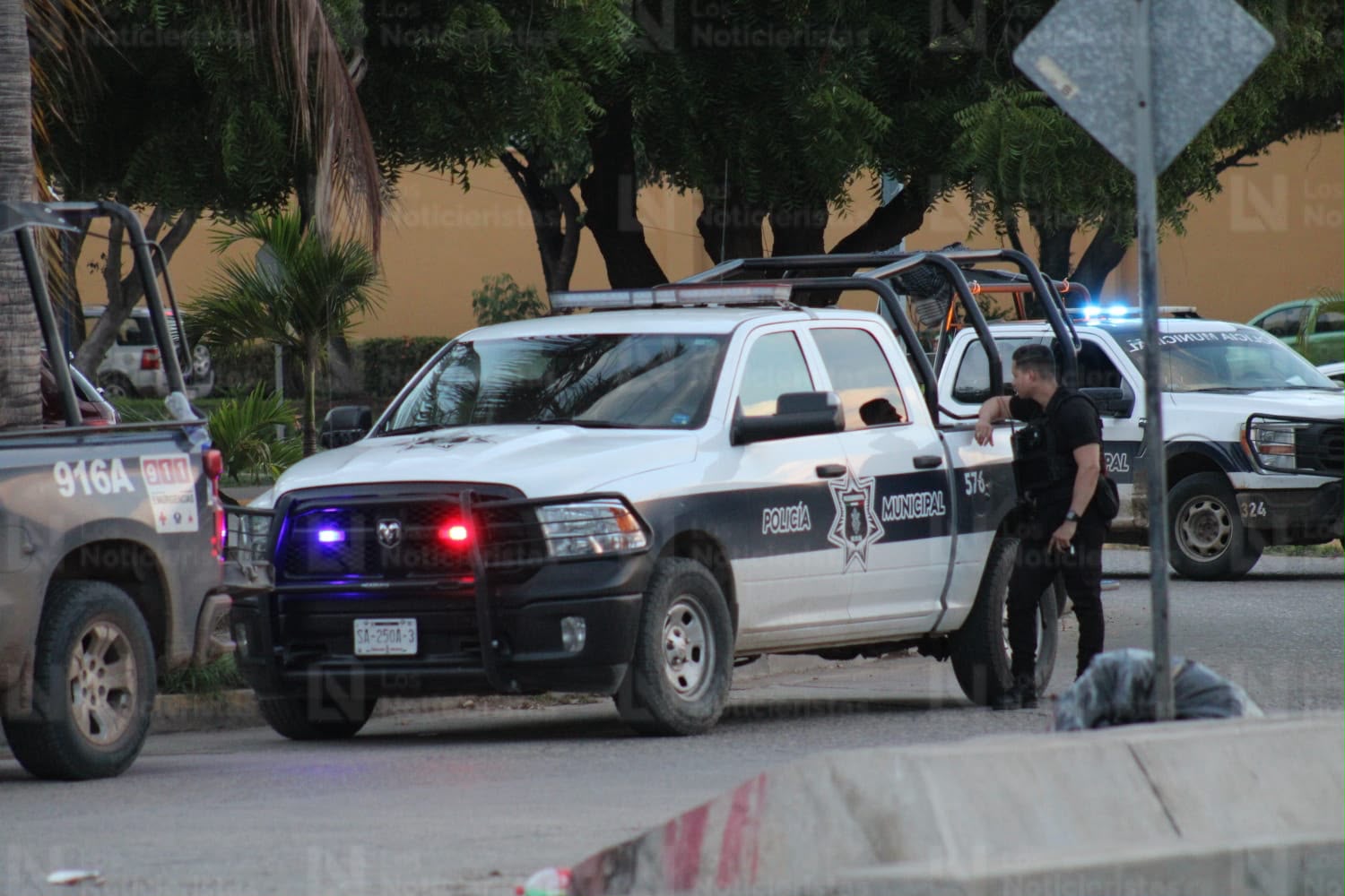 Persecución termina con dos detenidos en Infonavit Alarcón, en Mazatlán