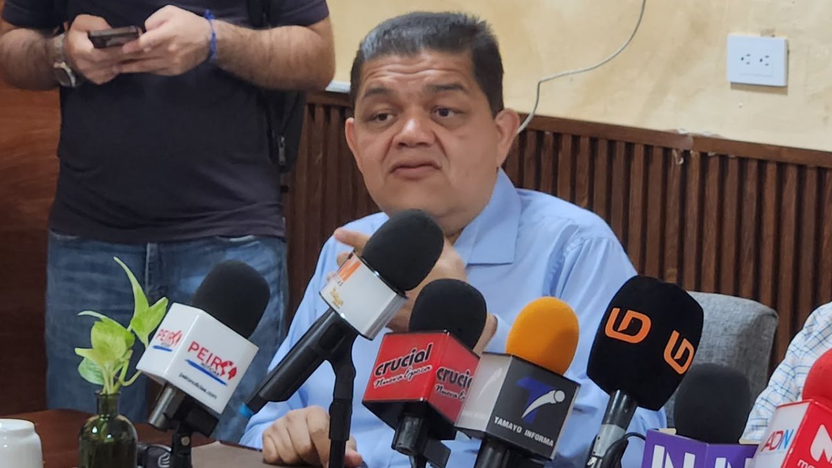 presidente de adecem julio cesar silvaY