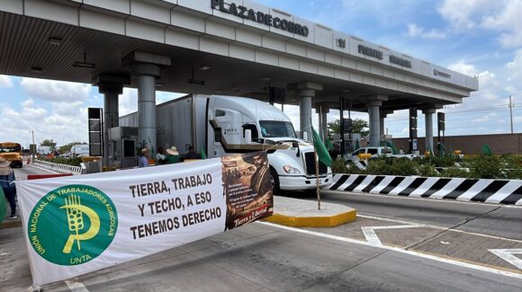 Productores agrícolas toman la caseta de Cuatro Caminos, Guasave; exigen reactivar el Seguro Catastrófico en Sinaloa