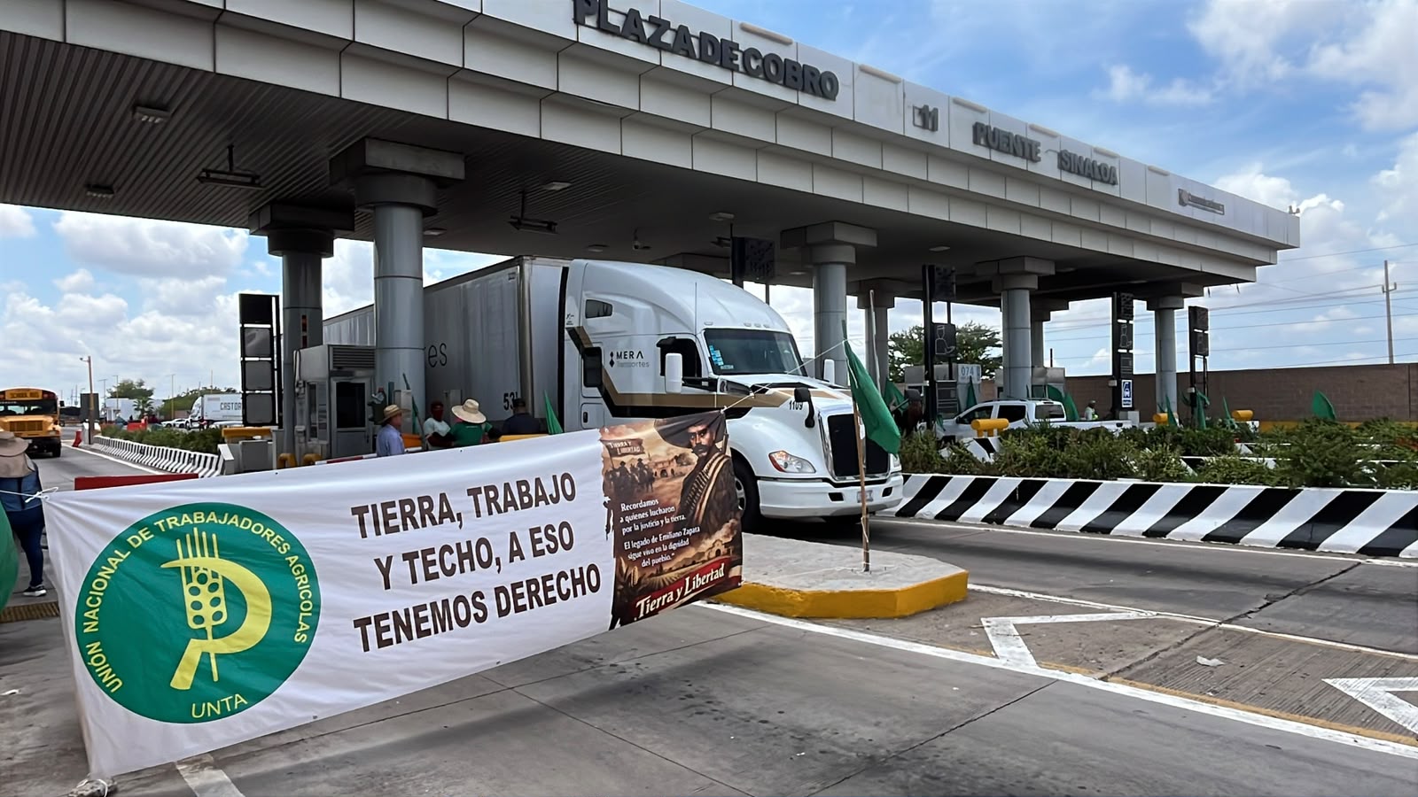 Productores agrícolas toman la caseta de Cuatro Caminos, Guasave; exigen reactivar el Seguro Catastrófico en Sinaloa