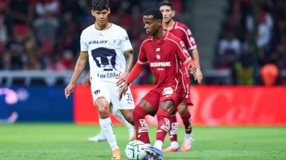 Pumas remonta en Toluca y Cruz Azul mantiene el paso perfecto en el Apertura 2026