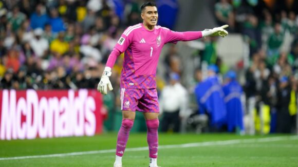 Raúl Rangel ya es el portero mexicano con más minutos sin permitir gol en Mundiales