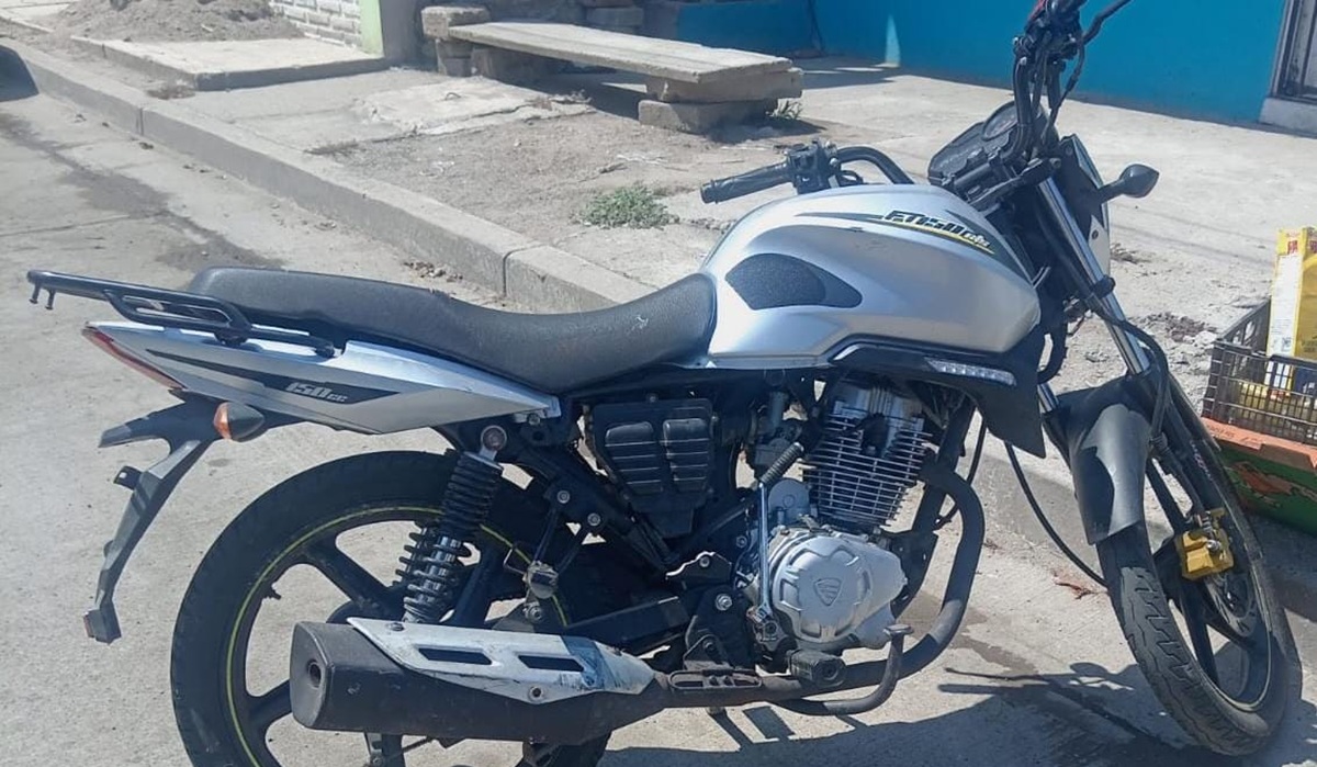 Recuperan motocicleta con reporte de robo en Mazatlán