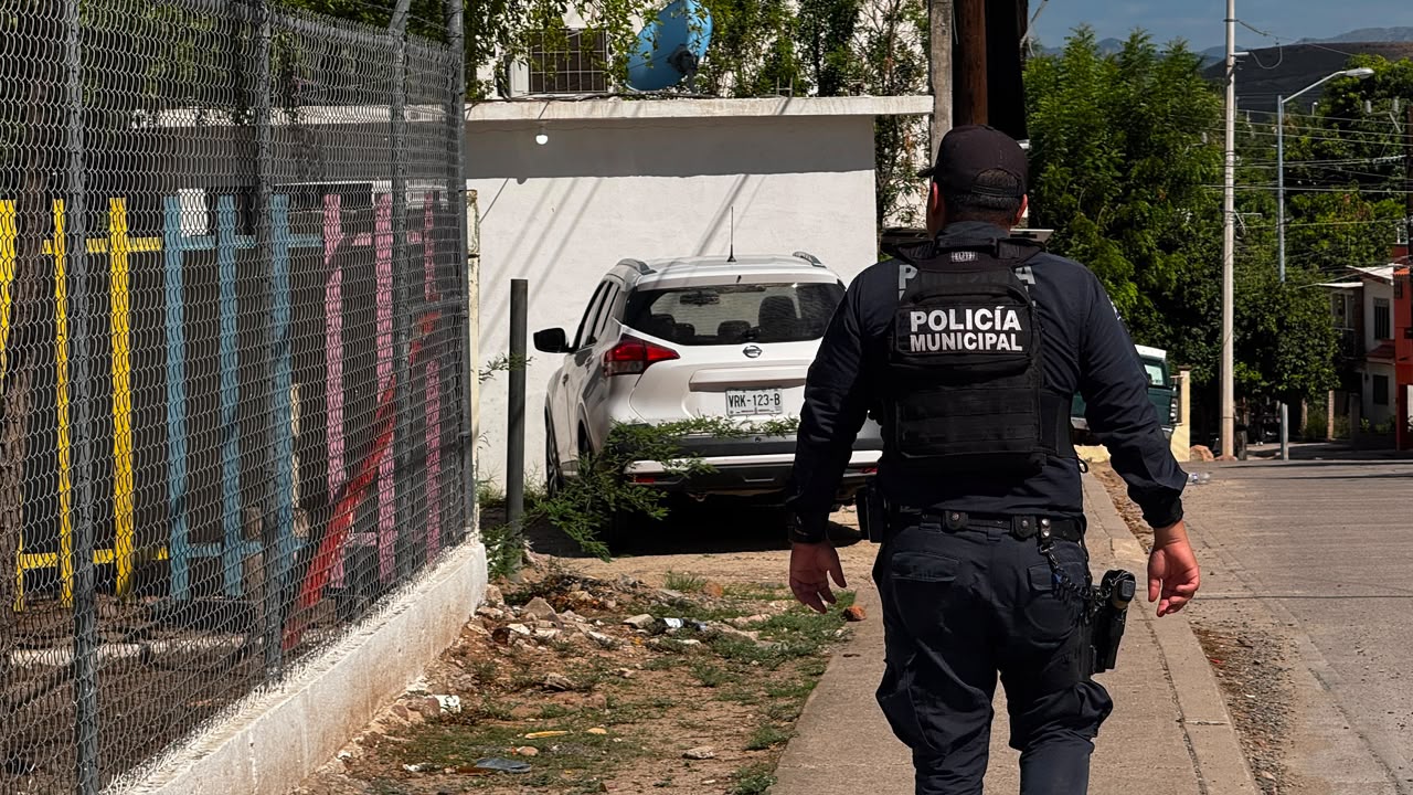 Refuerzan vigilancia en El Fuerte durante periodo vacacional