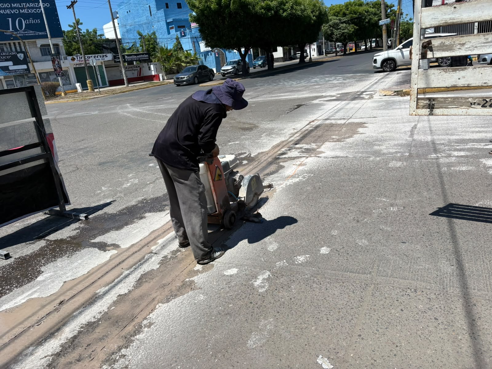 Reparación de red de alcantarillado en Mazatlán, Sinaloa