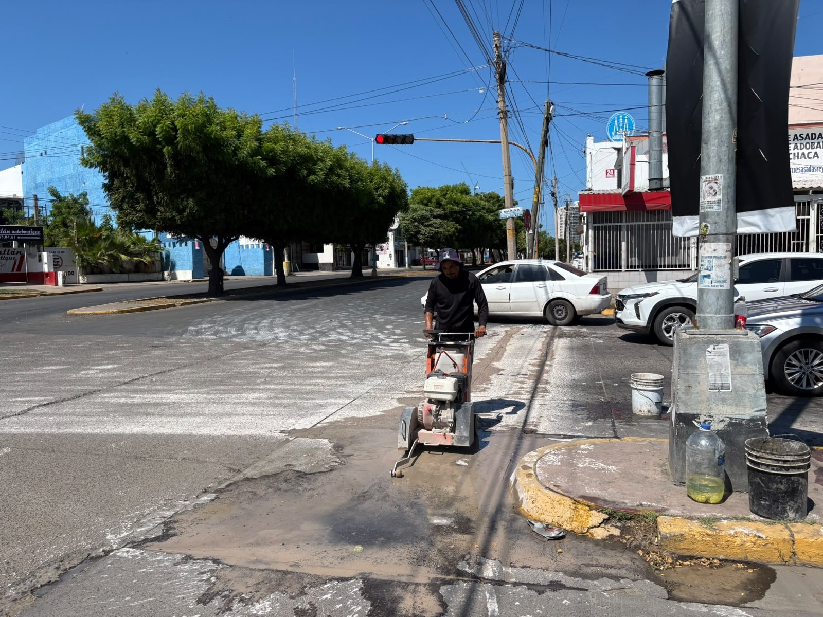 Reparación de red de alcantarillado en Mazatlán, Sinaloa