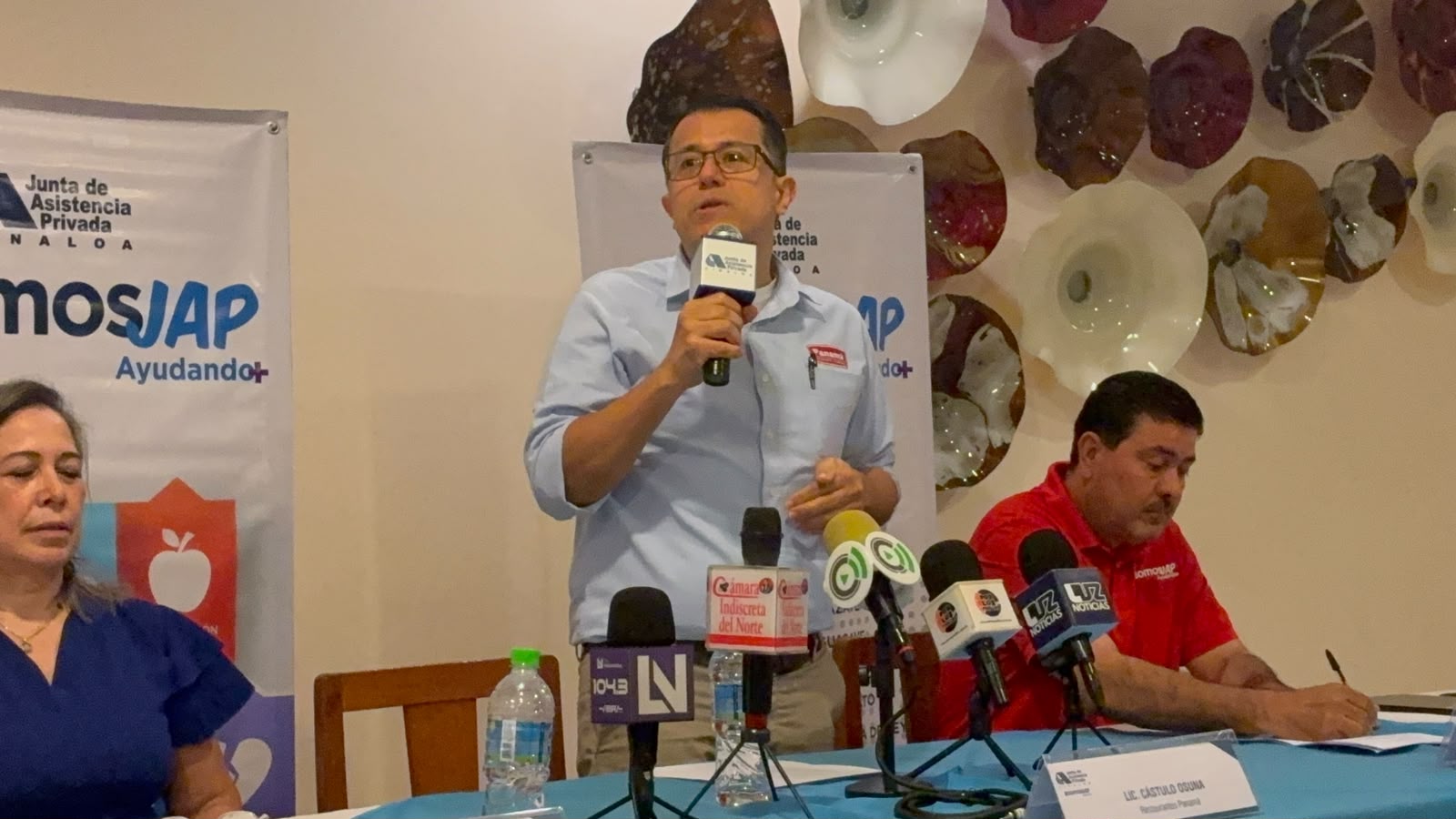 Restaurante Panamá entrega donativo de la Mesa de la Filantropía a Autismo Mochis IAP