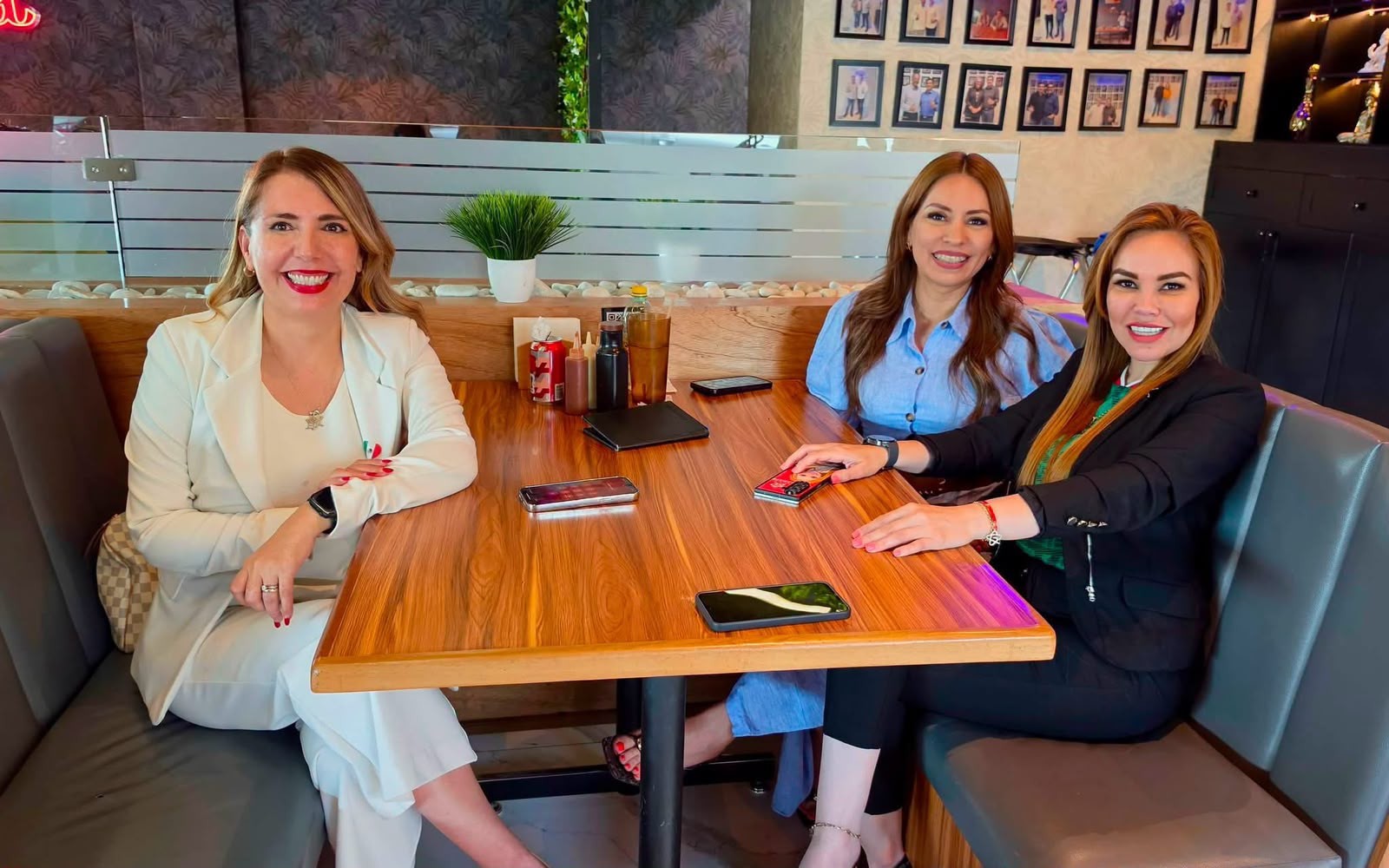 Roxana Rubio, Wendy Barajas y Paola Gárate