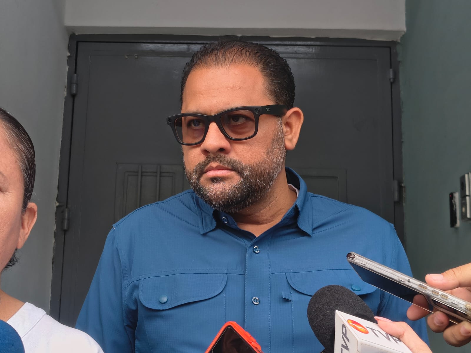 secretario del Ayuntamiento de Mazatlán, Moisés Ríos Pérez.
