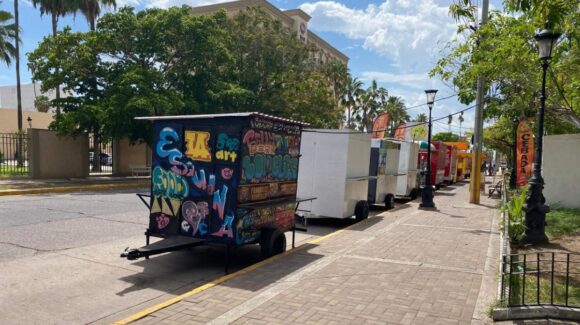 Solo por una emergencia serán movidos los “food trucks” de la Plazuela 27 de Septiembre en Los Mochis: Alcalde