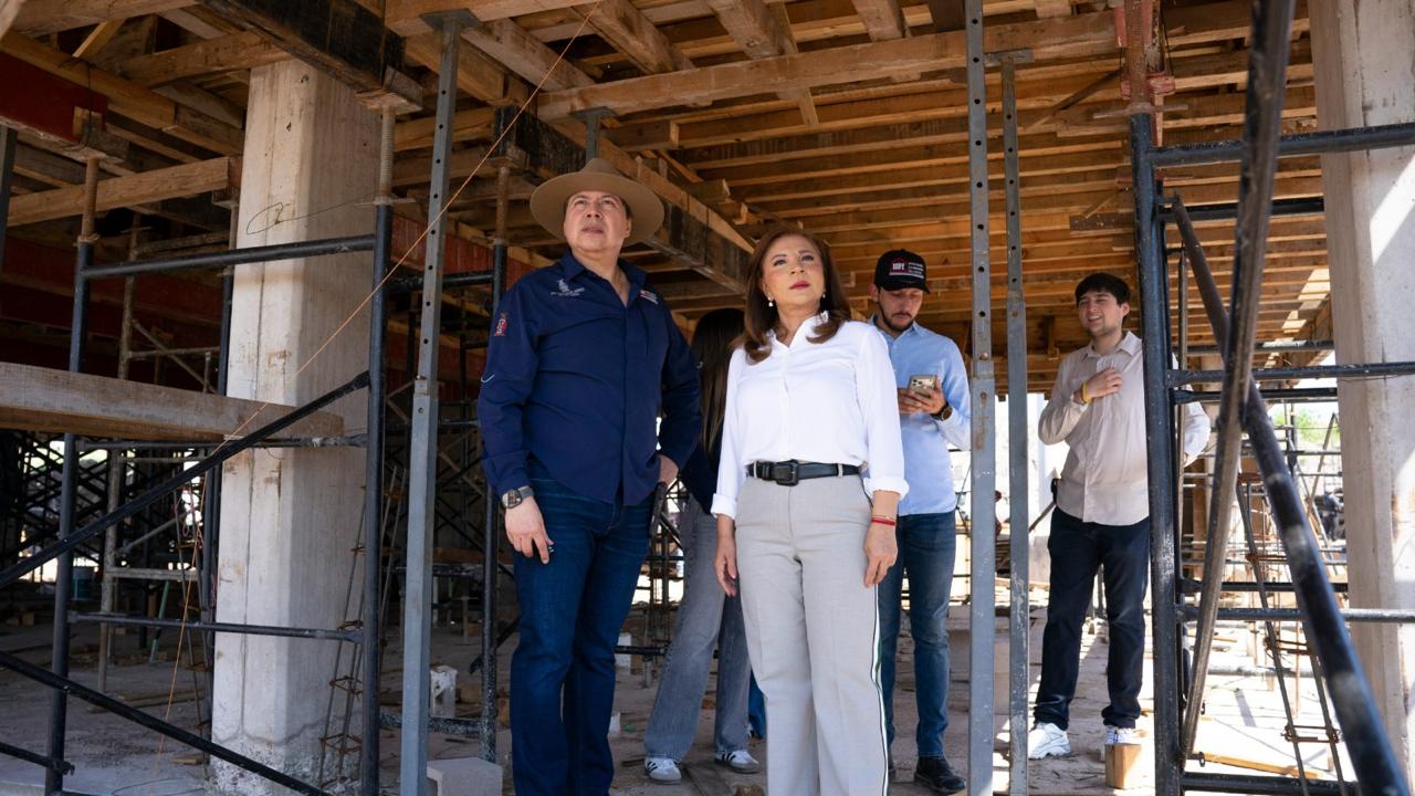 Supervisan construcción de secundaria en Alturas del Sur y reconversión de secundaria técnica en El Mirador, en Culiacán
