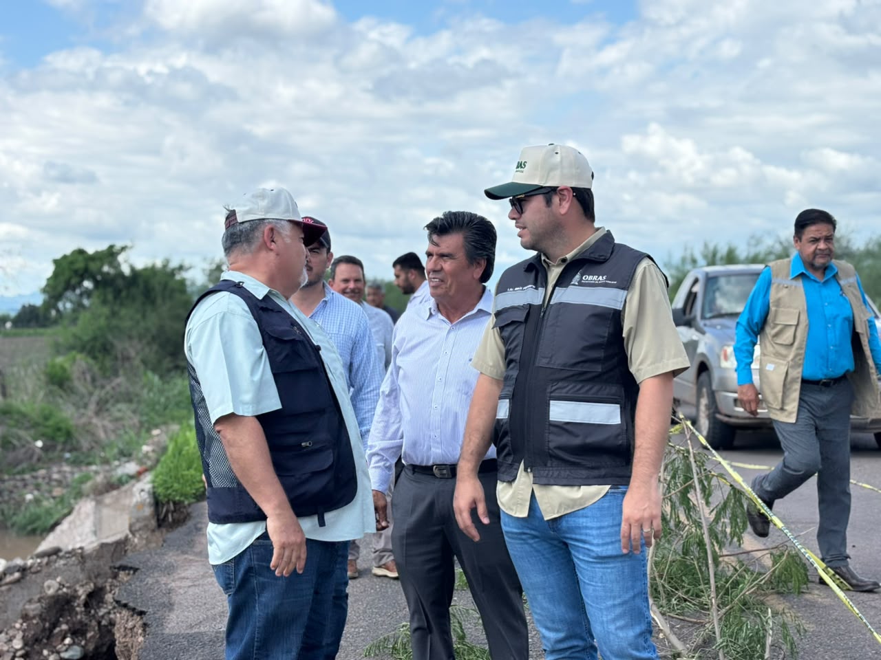 Obras Públicas estatal supervisa daños en carreteras tras fuertes lluvias