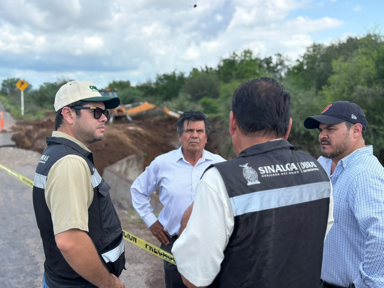 Obras Públicas estatal supervisa daños en carreteras tras fuertes lluvias