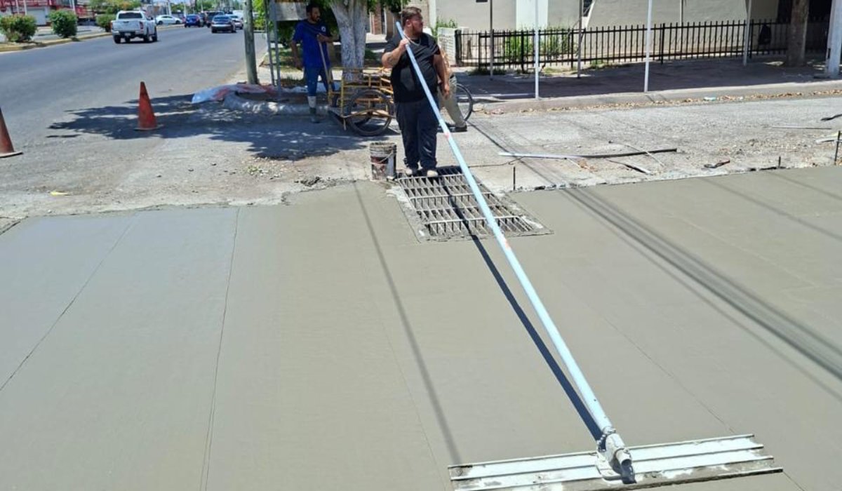 Trabajos de bacheo en Ahome, Sinaloa