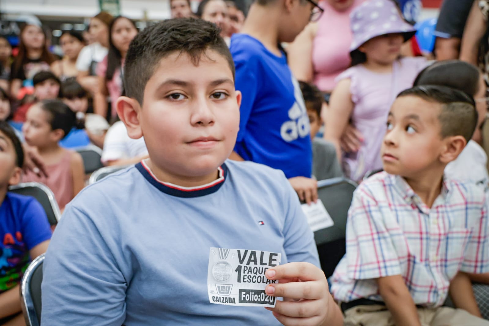 Entrega de útiles escolares “Ley Recompensa tu Estudio”