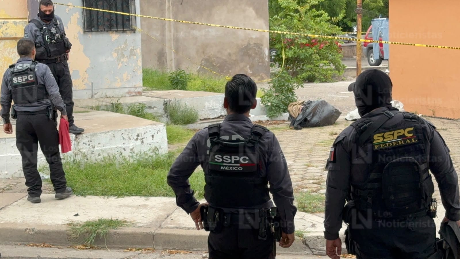 Abandonan cuerpo embolsado en Infonavit humaya de Culiacán