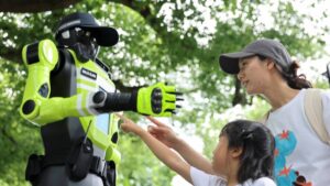 China pone a robocops a vigilar el tráfico