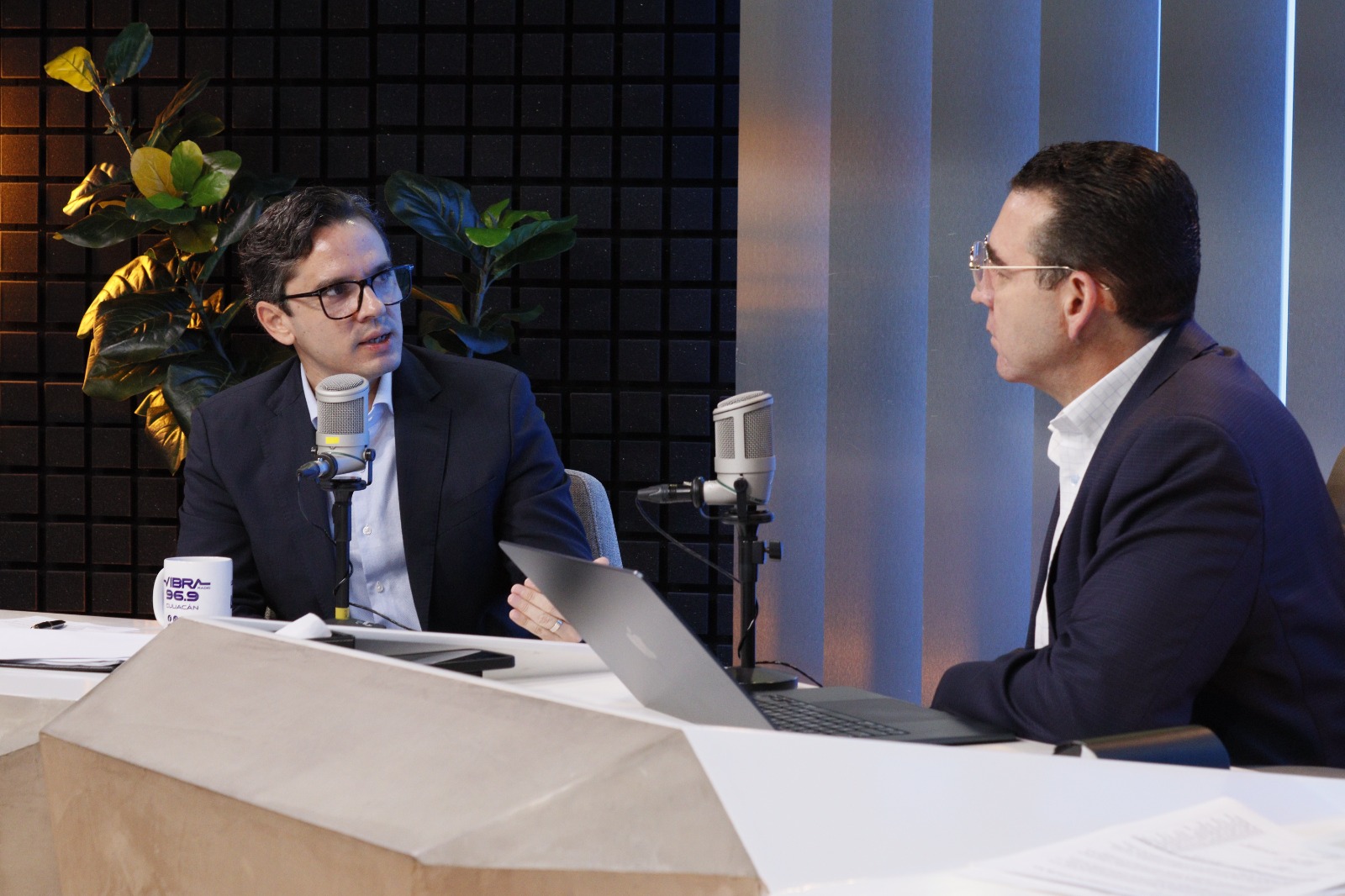 Diego Aguerrebere Espitia, secretario de Economía en Sinaloa en entrevista en Los Noticieristas