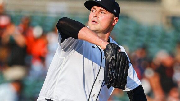 Los Dodgers de los Ángeles adquieren al pitcher Tarik Skubal