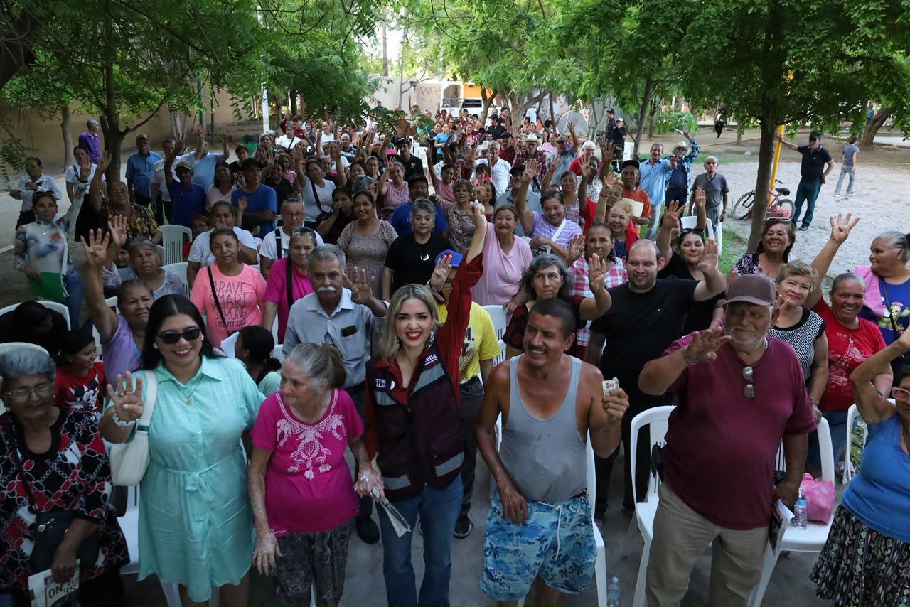 Estrella Palacios en gira por Culiacán