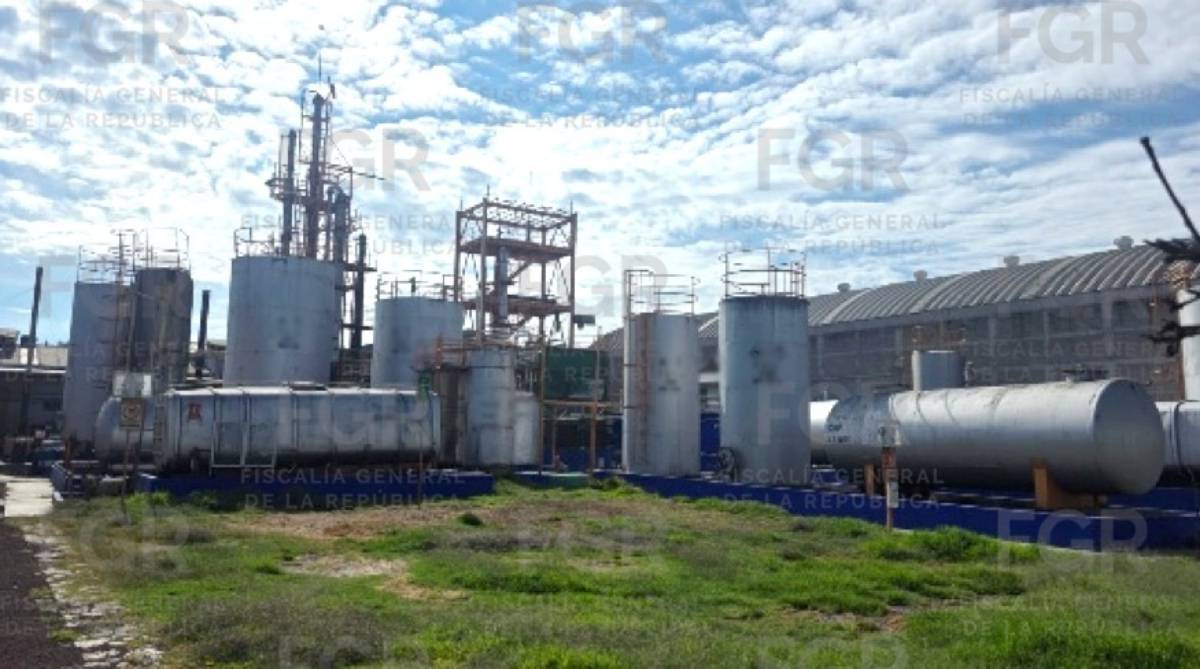 FGR desmantela cuatro centros clandestinos de combustible en tres estados