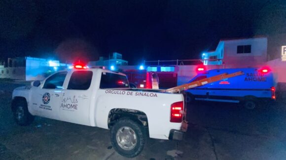 Cuerpos de auxilio de Ahome atienden emergencia por fuga de amoníaco en congeladora de Los Mochis