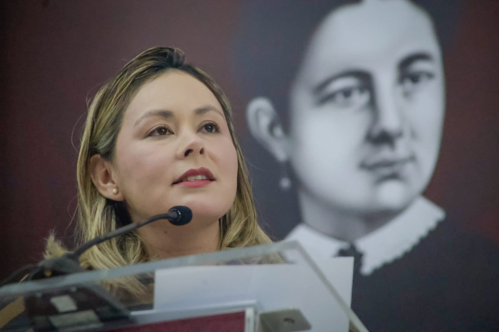 Gobernadora Yeraldine Bonilla en entrega de apoyos a productores