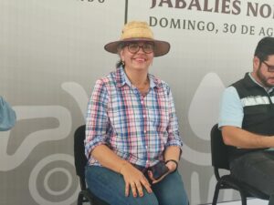 Graciela Domimguez en evento en Mazatlán