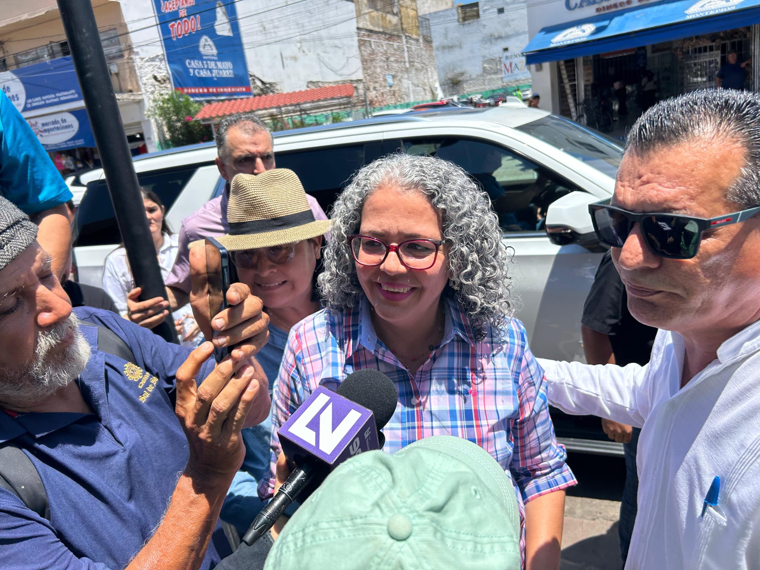 Graciela Dominguez Nava, gobernadora de Sinaloa en Mazatlán