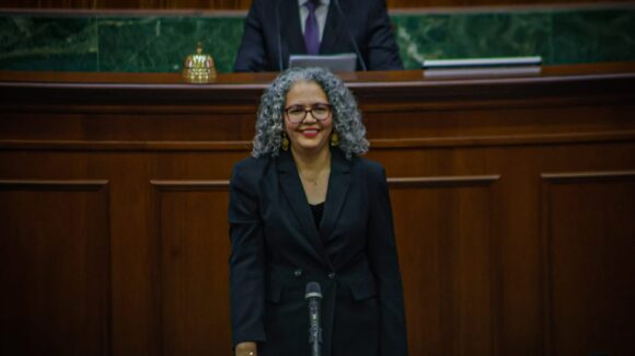 ‘Es egresada de la Facultad de Filosofía y Letras de esta Casa de Estudios’; felicita rector de la UAS a Graciela Domínguez como nueva gobernadora interina de Sinaloa
