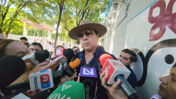 Casi 40 planteles de Sinaloa iniciaron clases sin energía eléctrica; ISIFE se compromete a resolver esta semana