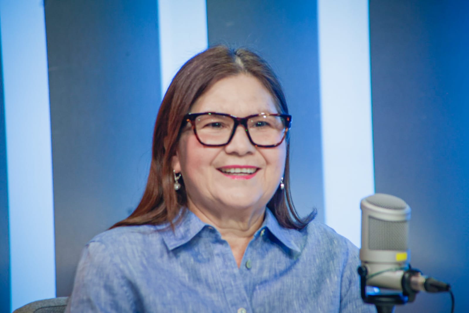 Imelda Castro Castro en entrevista en Los Noticieristas