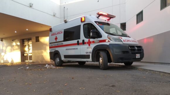 Joven resulta lesionado tras ser agredido a machetazos en 4 Milpas, El Fuerte, Sinaloa