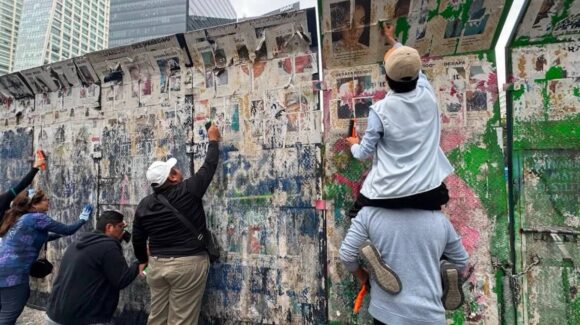 Colectivos preparan Glorieta de los Desaparecidos para pegada masiva de fichas