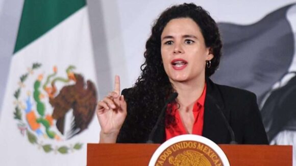 ¿Doble nacionalidad? Presentan iniciativa para renunciar a ella, al buscar la Presidencia de México