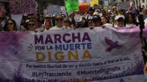 Marcha en CDMX en favor de la eutanasia