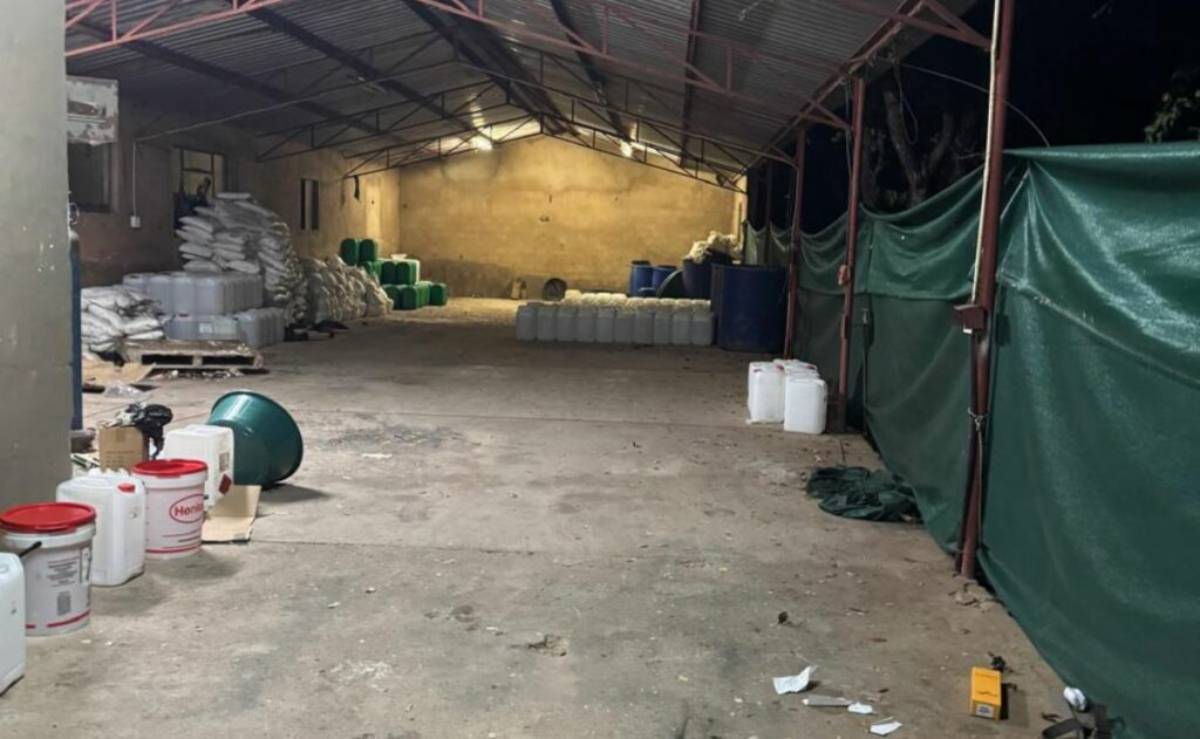 Narcolaboratorio de metanfetamina en crystal en Sudáfrica