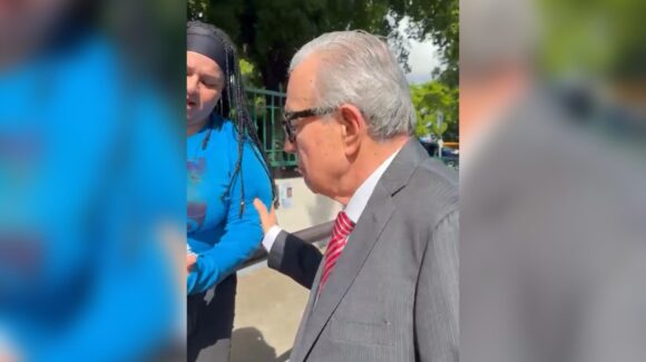 “Vengo a tomar posesión de nuevo”: Rocha regresa a Palacio de Gobierno y atiende a madres buscadoras