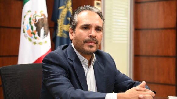 El uso de tecnologías y capacitación docente, son prioridades para el ciclo escolar 2026-2027 de la UAS: Arredondo Salas