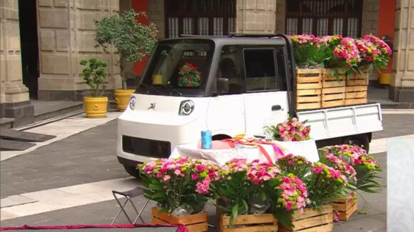 Sheinbaum introduce el nuevo Olinia Carga: ¿Cuánto costará, cuándo estará disponible y qué podrá transportar?