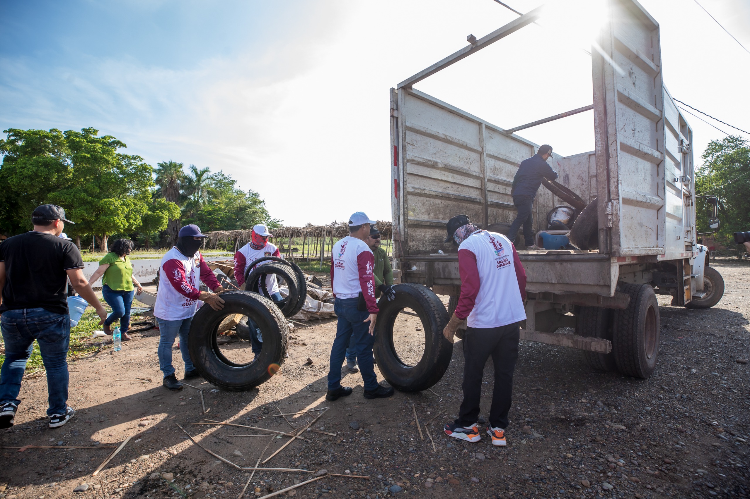 Suman más de 90 toneladas de cacharros recolectados en Guasave para prevenir el dengue