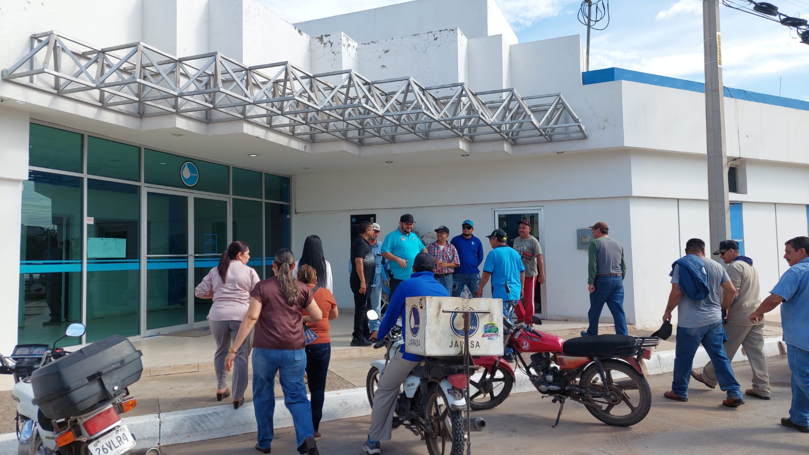 Trabajadores de Japasa se manifiestan en Guamúchil