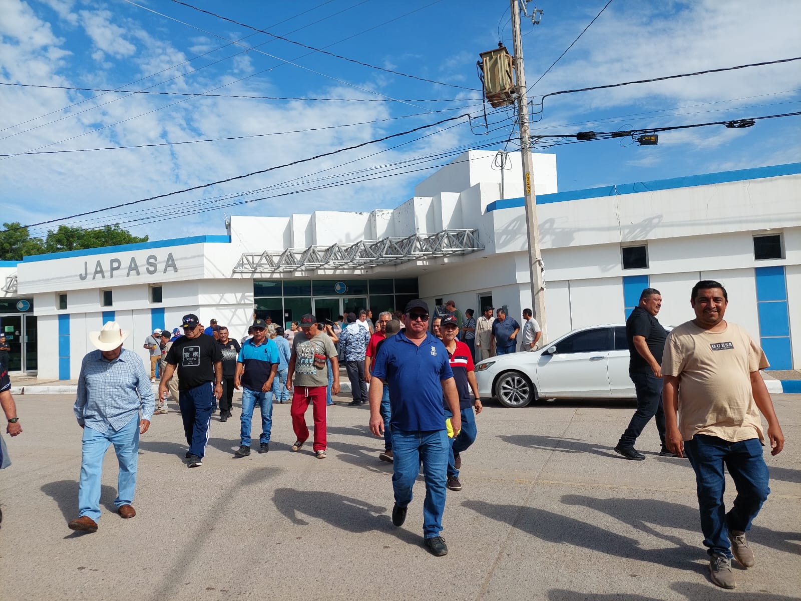 Trabajadores de Japasa se manifiestan en Guamúchil
