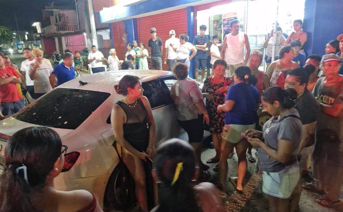 Turistas embisten a personas en Acapulco; intentan lincharlos