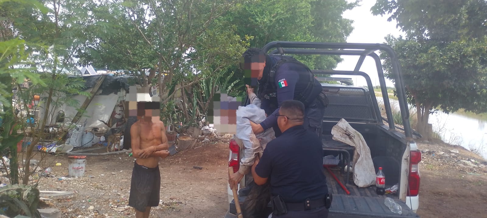 Abuelito queda atrapado en un dren durante dos días