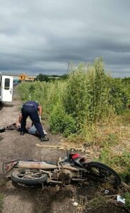 Chofer sube pasaje en zona indebida y provoca accidente sobre la Mazatlán-Villa Unión