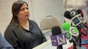 Adriana Lizeth García Castro, directora estatal de Fonacot en Sinaloa