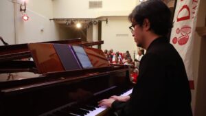 adultos mayores viven noche de musica y nostalgia en casa haas de mazatlan sinaloa