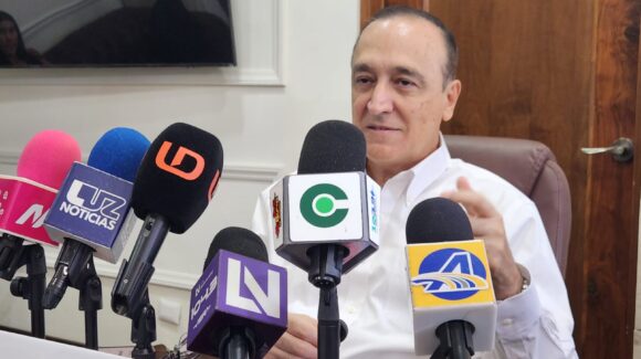El propietario de los inmuebles es Ahome, pero ya dirá el Estado quién decidirá su administración, dice Antonio Menéndez